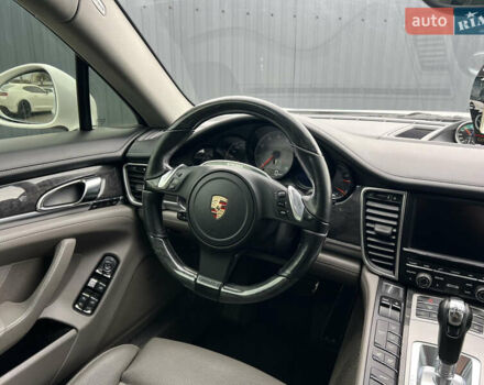 Белый Порше Панамера, объемом двигателя 4.81 л и пробегом 168 тыс. км за 21900 $, фото 11 на Automoto.ua