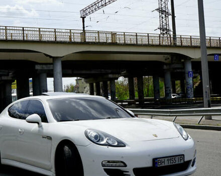 Білий Порше Panamera, об'ємом двигуна 3 л та пробігом 157 тис. км за 28999 $, фото 1 на Automoto.ua