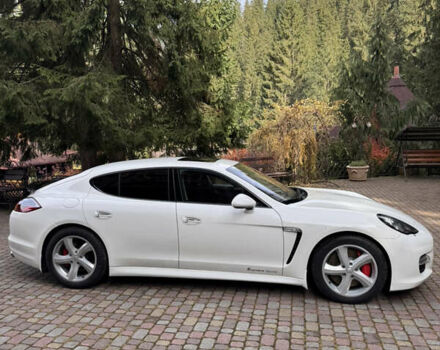 Білий Порше Panamera, об'ємом двигуна 4.81 л та пробігом 87 тис. км за 33000 $, фото 2 на Automoto.ua