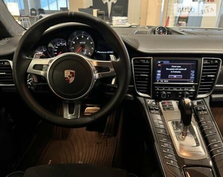 Білий Порше Panamera, об'ємом двигуна 4.81 л та пробігом 136 тис. км за 28900 $, фото 49 на Automoto.ua