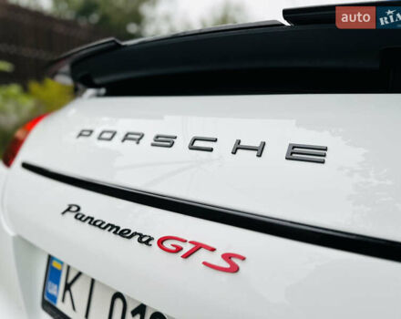 Белый Порше Панамера, объемом двигателя 4.8 л и пробегом 97 тыс. км за 22900 $, фото 11 на Automoto.ua