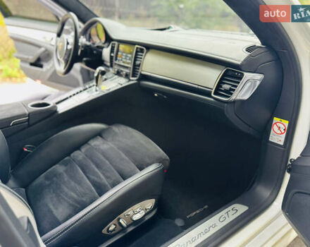 Белый Порше Панамера, объемом двигателя 4.8 л и пробегом 97 тыс. км за 22900 $, фото 38 на Automoto.ua