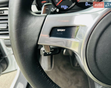 Белый Порше Панамера, объемом двигателя 4.8 л и пробегом 97 тыс. км за 22900 $, фото 29 на Automoto.ua