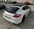 Білий Порше Panamera, об'ємом двигуна 4.81 л та пробігом 130 тис. км за 24850 $, фото 6 на Automoto.ua