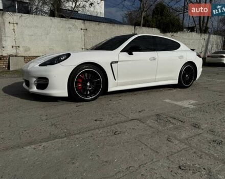 Білий Порше Panamera, об'ємом двигуна 4.81 л та пробігом 130 тис. км за 24850 $, фото 1 на Automoto.ua