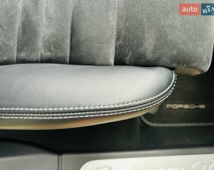 Белый Порше Панамера, объемом двигателя 4.8 л и пробегом 97 тыс. км за 22900 $, фото 46 на Automoto.ua