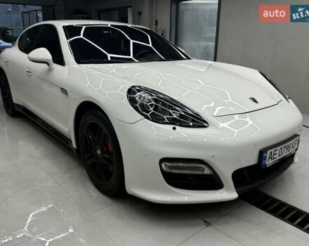 Белый Порше Панамера, объемом двигателя 4.81 л и пробегом 200 тыс. км за 24500 $, фото 7 на Automoto.ua