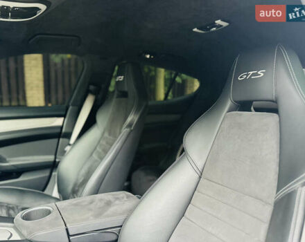 Белый Порше Панамера, объемом двигателя 4.8 л и пробегом 97 тыс. км за 22900 $, фото 23 на Automoto.ua