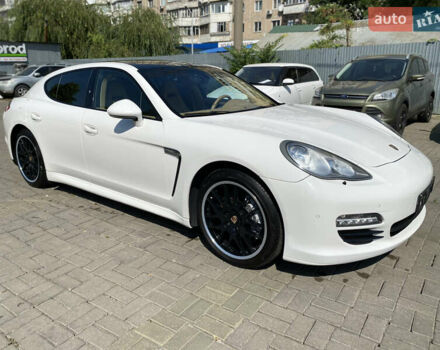 Білий Порше Panamera, об'ємом двигуна 3.61 л та пробігом 122 тис. км за 22800 $, фото 1 на Automoto.ua