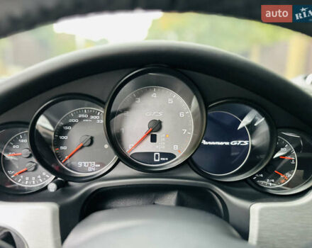 Белый Порше Панамера, объемом двигателя 4.8 л и пробегом 97 тыс. км за 22900 $, фото 24 на Automoto.ua