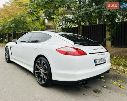 Белый Порше Панамера, объемом двигателя 4.8 л и пробегом 97 тыс. км за 22900 $, фото 7 на Automoto.ua