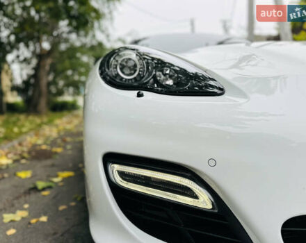 Белый Порше Панамера, объемом двигателя 4.8 л и пробегом 97 тыс. км за 22900 $, фото 16 на Automoto.ua