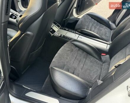Білий Порше Panamera, об'ємом двигуна 4.81 л та пробігом 137 тис. км за 28500 $, фото 8 на Automoto.ua