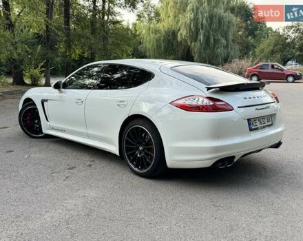 Білий Порше Panamera, об'ємом двигуна 4.81 л та пробігом 137 тис. км за 28500 $, фото 7 на Automoto.ua