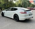 Білий Порше Panamera, об'ємом двигуна 4.81 л та пробігом 137 тис. км за 28500 $, фото 7 на Automoto.ua