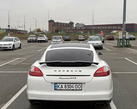 Белый Порше Панамера, объемом двигателя 4.81 л и пробегом 105 тыс. км за 25000 $, фото 4 на Automoto.ua