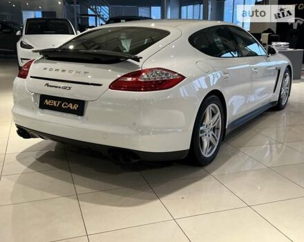 Білий Порше Panamera, об'ємом двигуна 4.81 л та пробігом 136 тис. км за 28900 $, фото 17 на Automoto.ua