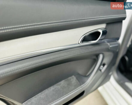 Белый Порше Панамера, объемом двигателя 4.8 л и пробегом 97 тыс. км за 22900 $, фото 30 на Automoto.ua