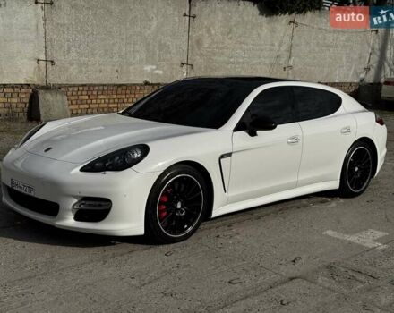 Білий Порше Panamera, об'ємом двигуна 4.81 л та пробігом 130 тис. км за 24850 $, фото 2 на Automoto.ua