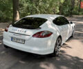 Білий Порше Panamera, об'ємом двигуна 4.81 л та пробігом 68 тис. км за 28500 $, фото 7 на Automoto.ua