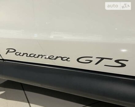 Білий Порше Panamera, об'ємом двигуна 4.81 л та пробігом 136 тис. км за 28900 $, фото 9 на Automoto.ua