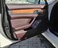 Білий Порше Panamera, об'ємом двигуна 2.97 л та пробігом 130 тис. км за 28000 $, фото 35 на Automoto.ua
