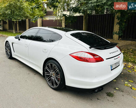 Белый Порше Панамера, объемом двигателя 4.8 л и пробегом 97 тыс. км за 22900 $, фото 6 на Automoto.ua