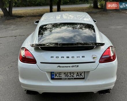 Білий Порше Panamera, об'ємом двигуна 4.81 л та пробігом 137 тис. км за 28500 $, фото 9 на Automoto.ua