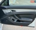 Білий Порше Panamera, об'ємом двигуна 4.81 л та пробігом 137 тис. км за 28500 $, фото 15 на Automoto.ua