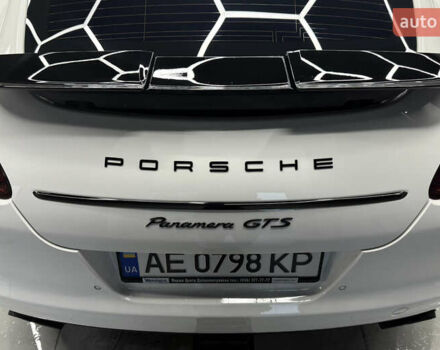 Белый Порше Панамера, объемом двигателя 4.81 л и пробегом 200 тыс. км за 24500 $, фото 8 на Automoto.ua