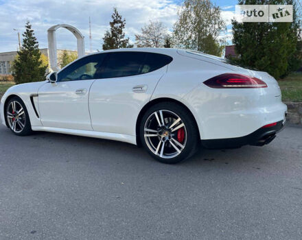 Белый Порше Панамера, объемом двигателя 4.8 л и пробегом 103 тыс. км за 31900 $, фото 7 на Automoto.ua