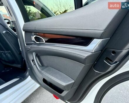 Белый Порше Панамера, объемом двигателя 3 л и пробегом 146 тыс. км за 29999 $, фото 73 на Automoto.ua