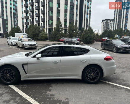 Белый Порше Панамера, объемом двигателя 3.61 л и пробегом 137 тыс. км за 22500 $, фото 12 на Automoto.ua