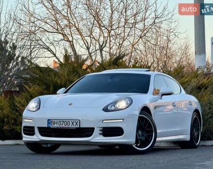 Белый Порше Панамера, объемом двигателя 3 л и пробегом 146 тыс. км за 29999 $, фото 2 на Automoto.ua