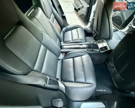 Белый Порше Панамера, объемом двигателя 3 л и пробегом 146 тыс. км за 29999 $, фото 79 на Automoto.ua