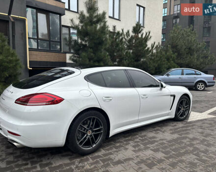 Белый Порше Панамера, объемом двигателя 3.61 л и пробегом 137 тыс. км за 22500 $, фото 4 на Automoto.ua