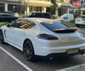 Білий Порше Panamera, об'ємом двигуна 3.61 л та пробігом 65 тис. км за 29999 $, фото 8 на Automoto.ua