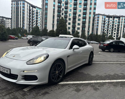 Белый Порше Панамера, объемом двигателя 3.61 л и пробегом 137 тыс. км за 22500 $, фото 1 на Automoto.ua
