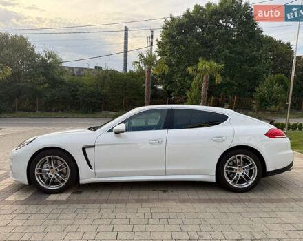 Білий Порше Panamera, об'ємом двигуна 3 л та пробігом 65 тис. км за 54000 $, фото 7 на Automoto.ua