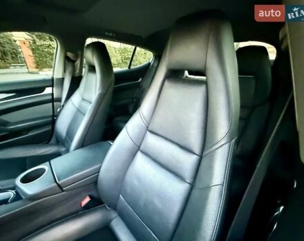 Белый Порше Панамера, объемом двигателя 3 л и пробегом 146 тыс. км за 29999 $, фото 118 на Automoto.ua