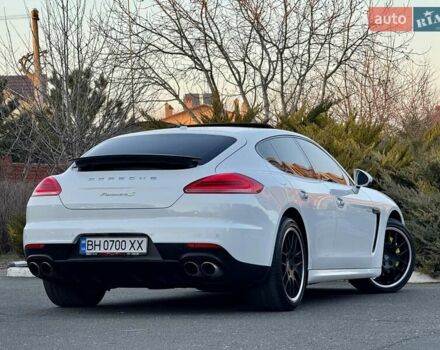 Белый Порше Панамера, объемом двигателя 3 л и пробегом 146 тыс. км за 29999 $, фото 42 на Automoto.ua