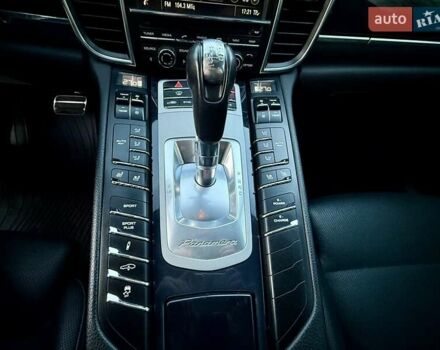 Белый Порше Панамера, объемом двигателя 3 л и пробегом 146 тыс. км за 29999 $, фото 128 на Automoto.ua