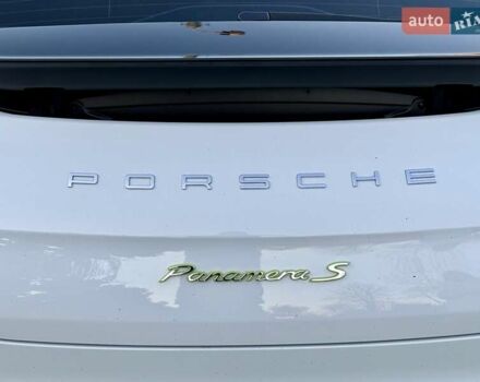 Белый Порше Панамера, объемом двигателя 3 л и пробегом 146 тыс. км за 29999 $, фото 53 на Automoto.ua
