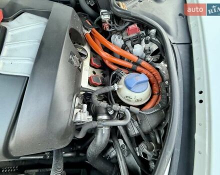 Белый Порше Панамера, объемом двигателя 3 л и пробегом 146 тыс. км за 29999 $, фото 134 на Automoto.ua