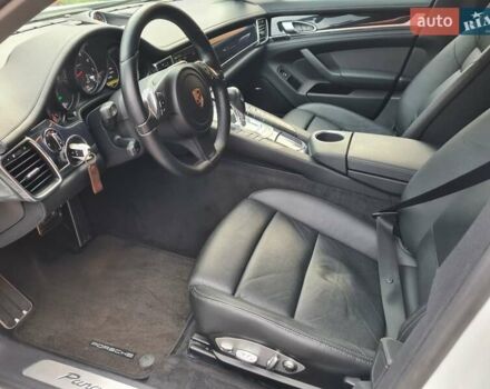 Білий Порше Panamera, об'ємом двигуна 3.61 л та пробігом 149 тис. км за 25499 $, фото 6 на Automoto.ua
