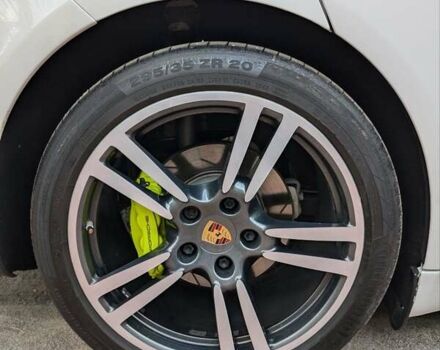 Білий Порше Panamera, об'ємом двигуна 3 л та пробігом 136 тис. км за 30000 $, фото 11 на Automoto.ua