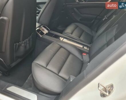 Білий Порше Panamera, об'ємом двигуна 3.61 л та пробігом 149 тис. км за 25499 $, фото 7 на Automoto.ua