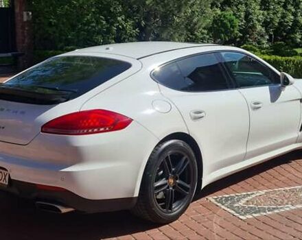 Білий Порше Panamera, об'ємом двигуна 3.61 л та пробігом 149 тис. км за 25499 $, фото 10 на Automoto.ua