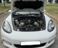 Білий Порше Panamera, об'ємом двигуна 3.61 л та пробігом 97 тис. км за 25500 $, фото 12 на Automoto.ua