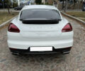 Білий Порше Panamera, об'ємом двигуна 3.61 л та пробігом 97 тис. км за 25500 $, фото 9 на Automoto.ua
